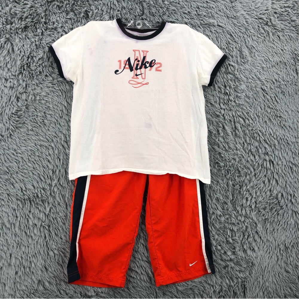 Nike Capris Set Womens Medium Top Small Set Pockets Spellout Swoosh